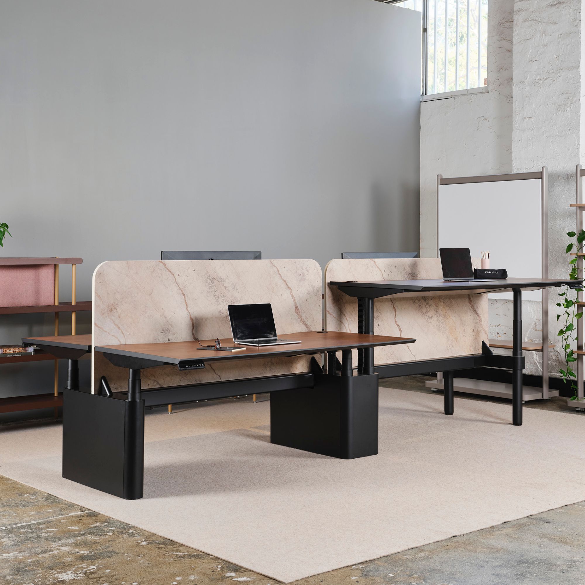 DuO Too Workstation by 31 Degrees